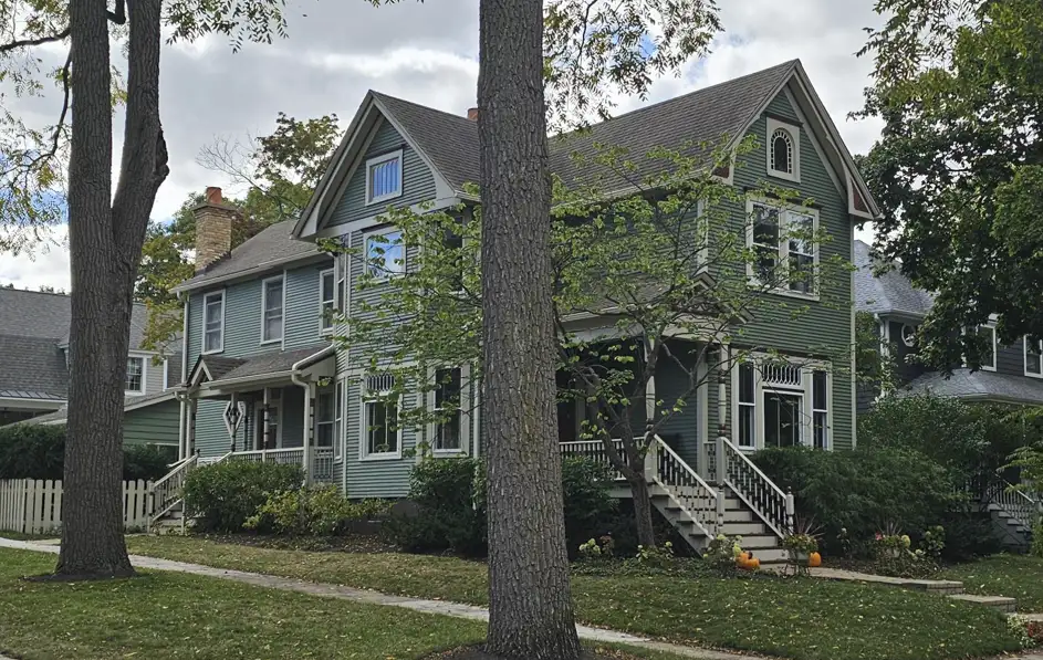 Historic home restoration exterior